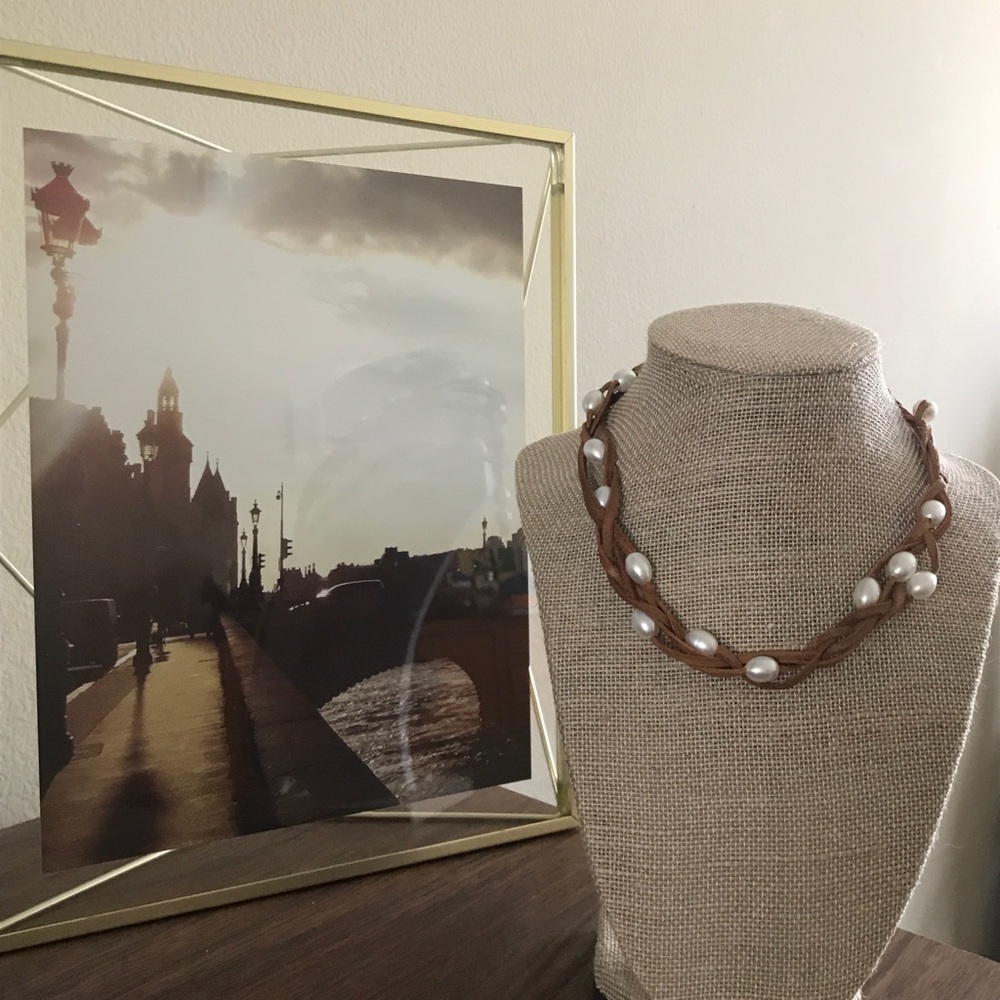Genuine Australian South Sea pearl & leather - Picture 8 of 8